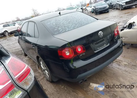 2010 Volkswagen Jetta Limited Edition из США, поврежденный, VIN 3VWRZ7AJ6AM135704